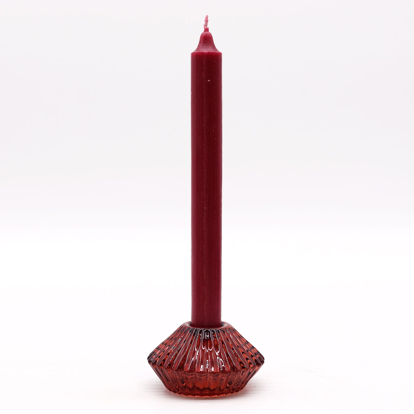 Add a touch of versatility and elegance to your home with the Flower Flip Dinner Candle / Tealight Holder in Vampire Red.