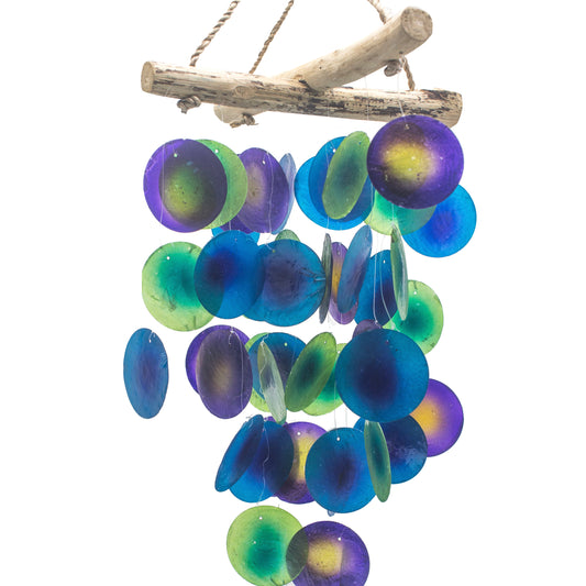 Bring a touch of natural elegance to your space with this handcrafted Green and Pearl Driftwood Chime, made by small family businesses in Bali.