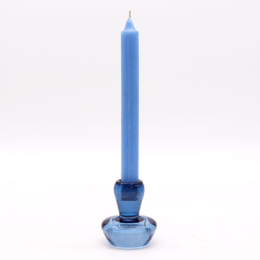 Mushroom Flip Dinner Candle / Tealight Holder in Royal Blue is crafted from high-quality glass. This cleverly designed piece can be used with both dinner candles and tealights.
