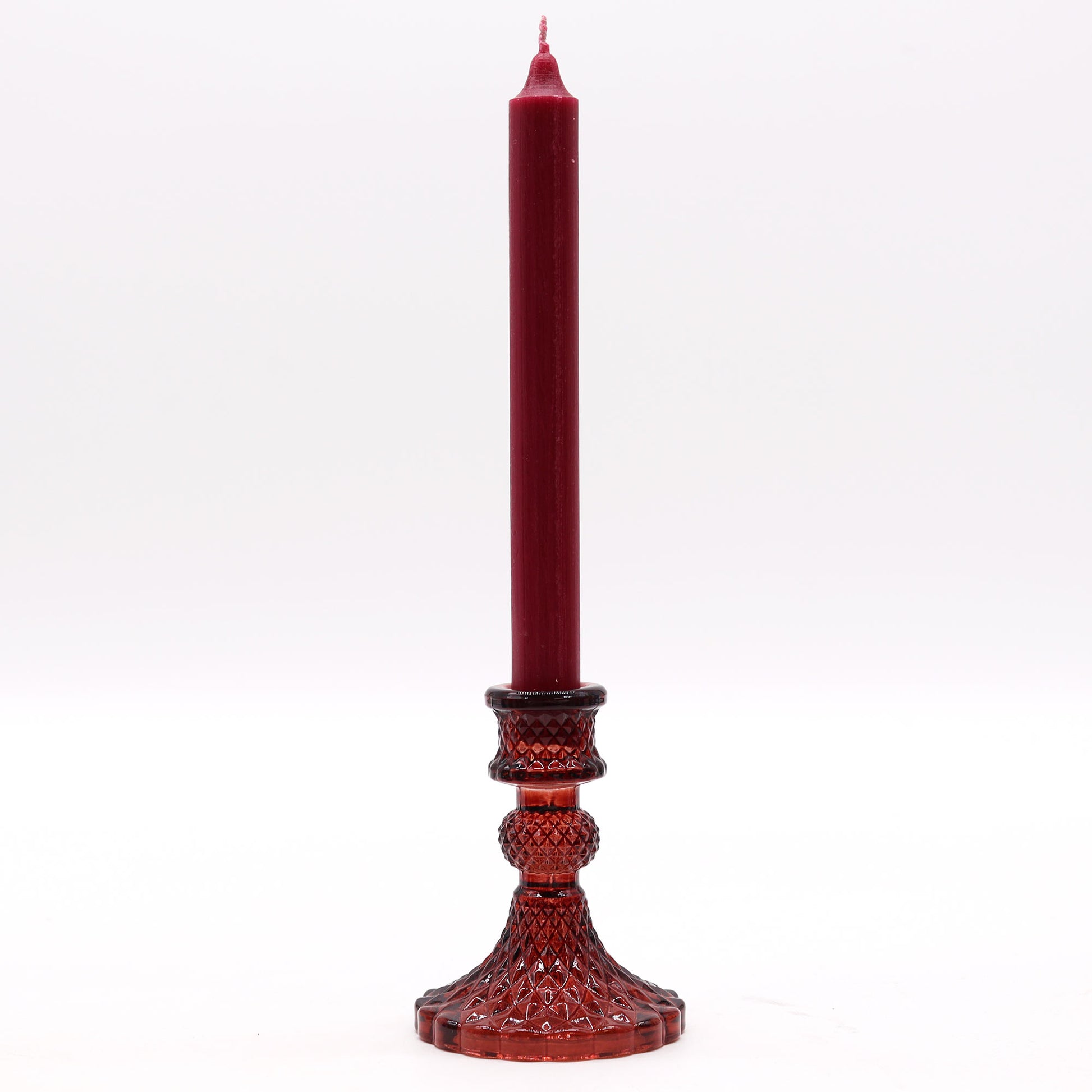 timeless elegance to your dining table or living space with a Vintage Dinner Candle Holder in Vampire Red