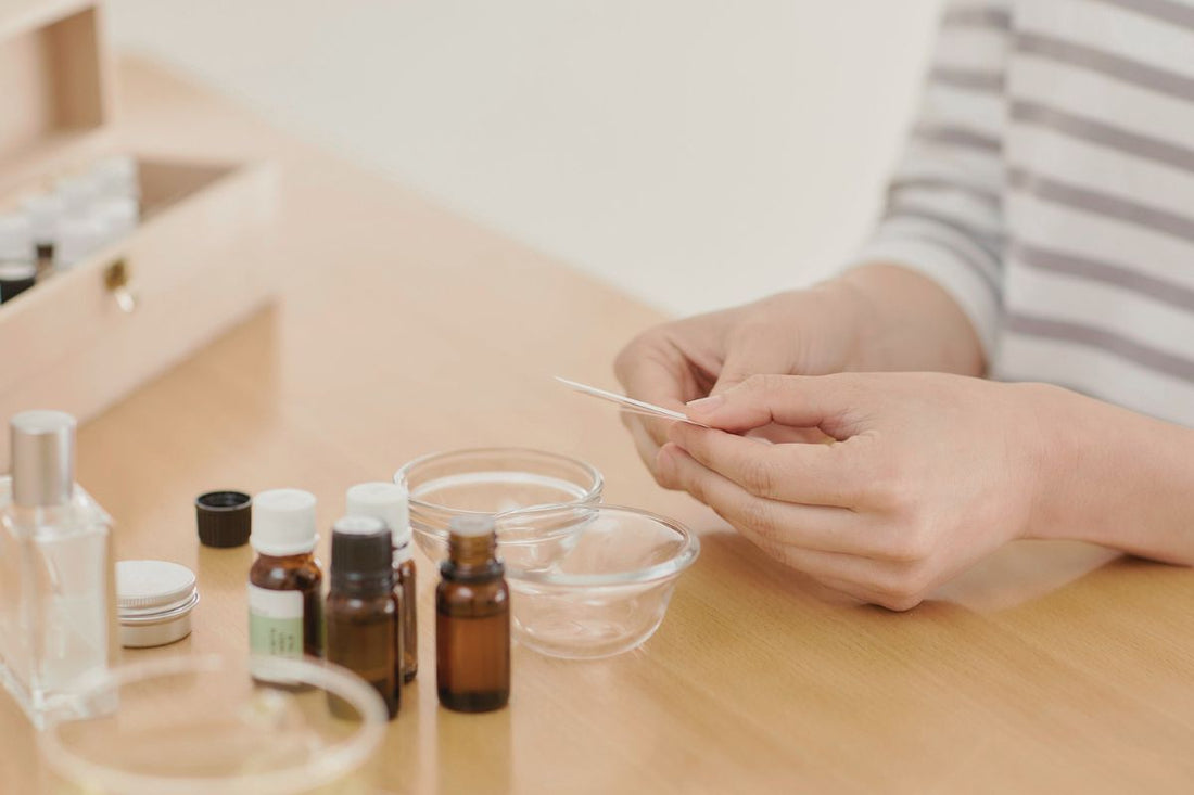Learn how to use essential oils safely and responsibly. Our beginner-friendly guide covers dilution, patch testing, diffusers, children, pets, storage and more.