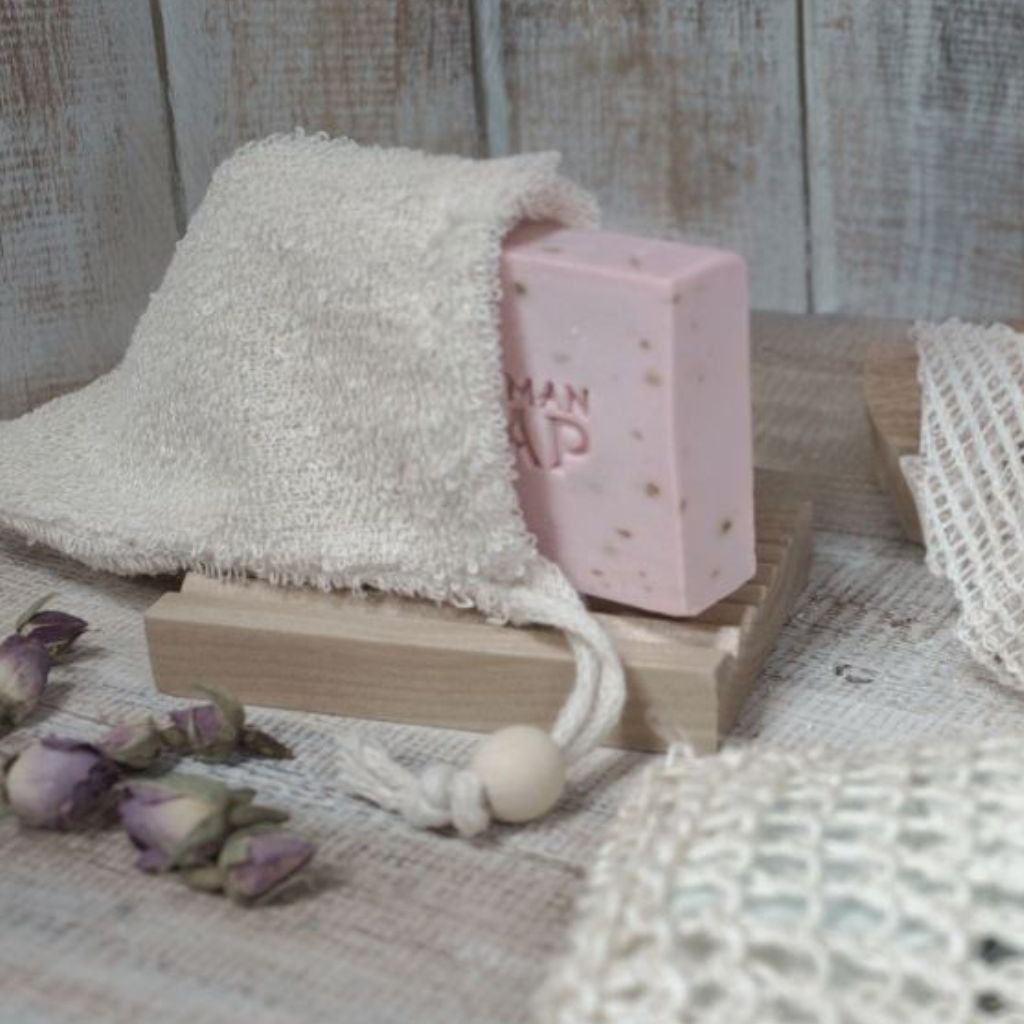 Shop Bathroom Accessories including soap dishes, natural sponges, konjac sponges, soap bags, and toothbrushes for stylish and practical everyday self-care.
