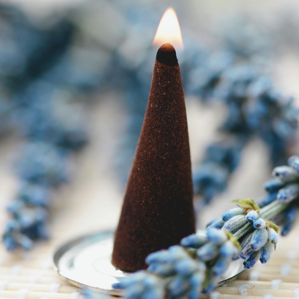 Discover our collection of incense cones in various fragrances to suit your preferences.