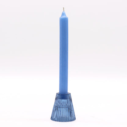Add a touch of versatility and elegance to your home with the Flip Dinner Candle / Tealight Holder in royal blue. 