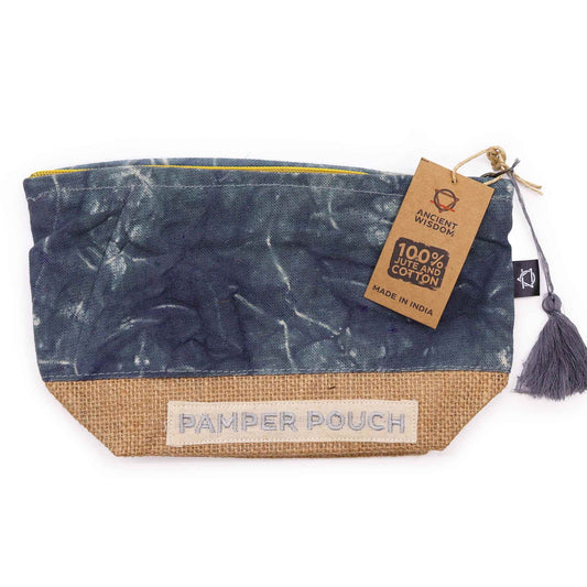 Pamper pouch with marble pattern and jute base, featuring a tag on a white background