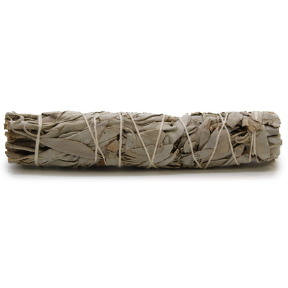 Smudge Stick White Sage 15cm is ideal for cleansing the aura and creating a peaceful, purified environment. 
