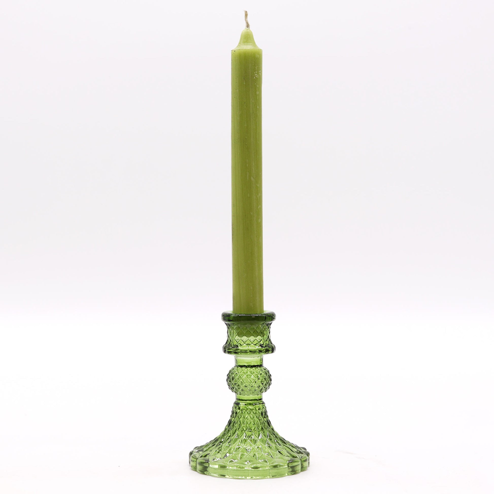  timeless elegance to your dining table or living space with a Vintage Dinner Candle Holder in Garden Jade. 
