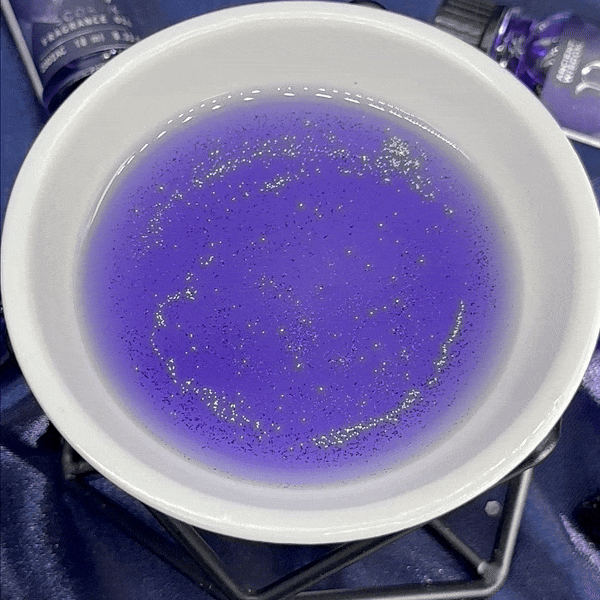  dark-hued fragrance oil shimmers with bio glitter 