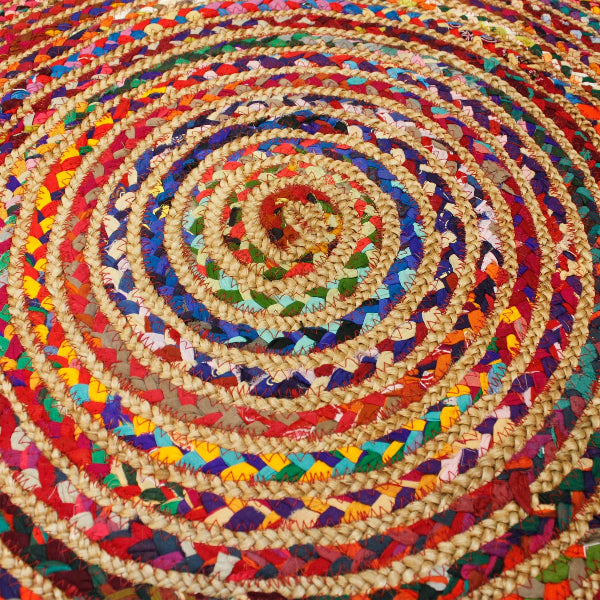 Multicolored braided rug with concentric circles